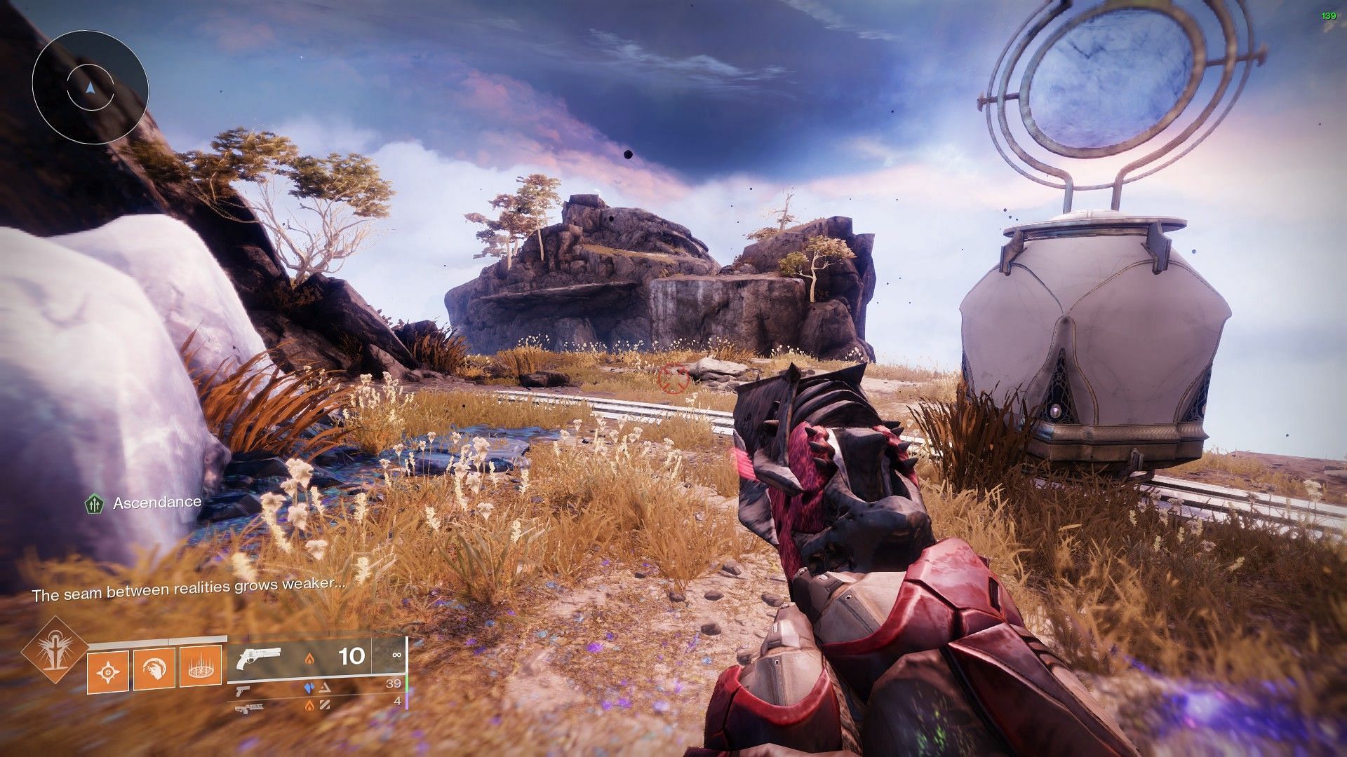 Left from the circular glass in Spine of Keres (Image via Bungie)